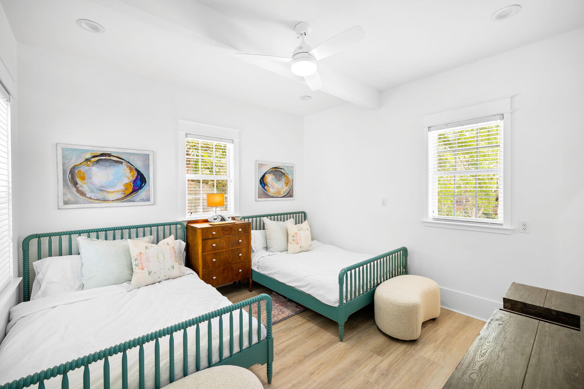 SEAGROVE SHORES 4TH ADD - Residential