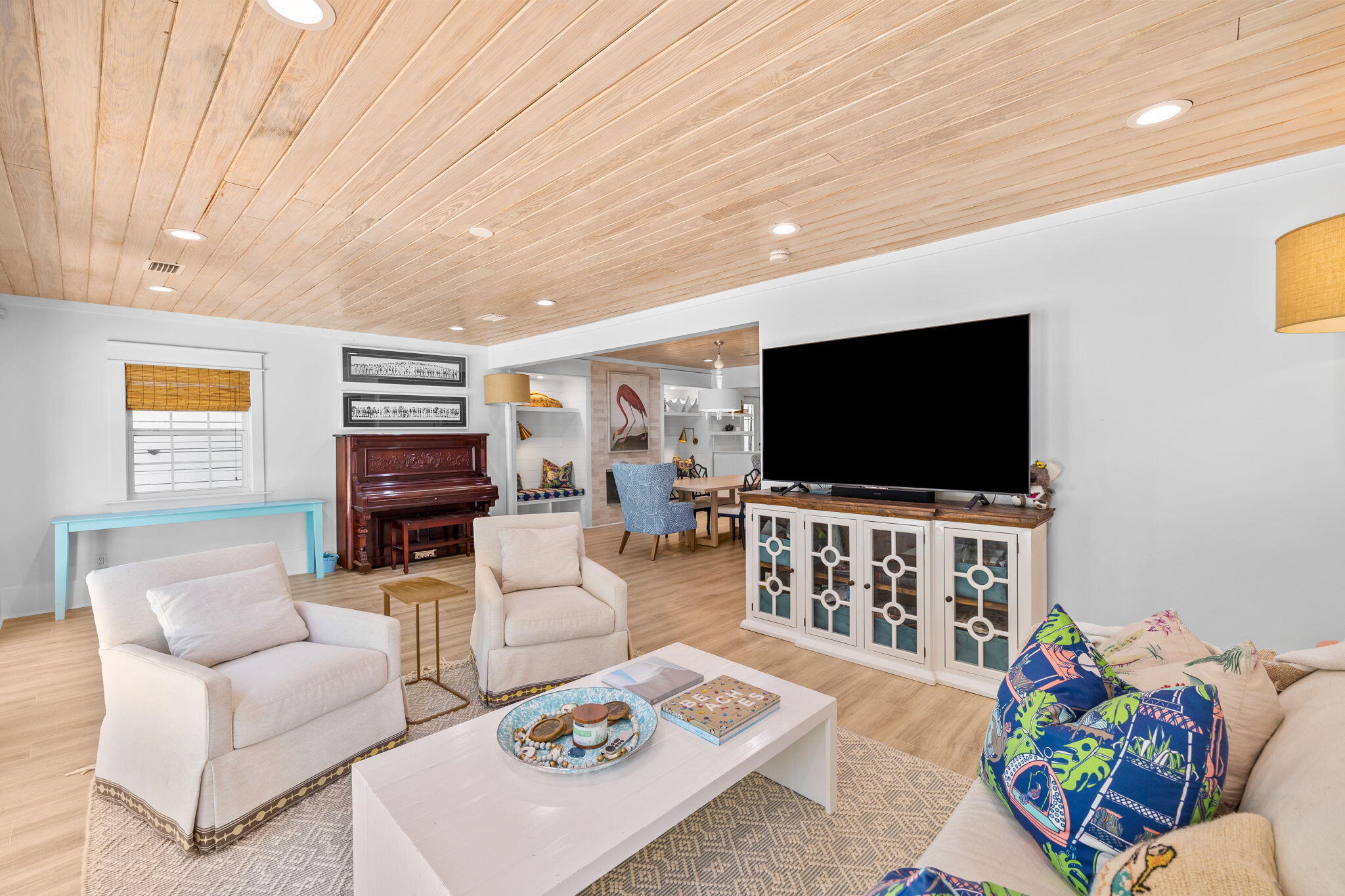 SEAGROVE SHORES 4TH ADD - Residential