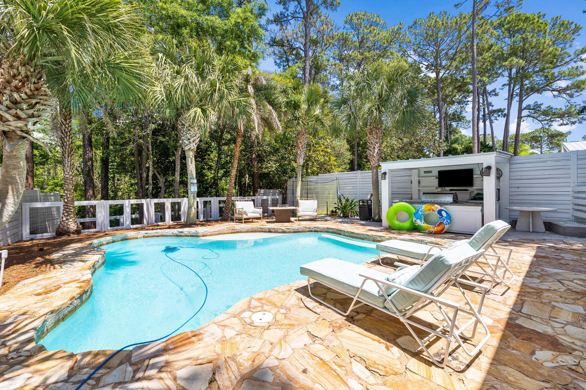 SEAGROVE SHORES 4TH ADD - Residential