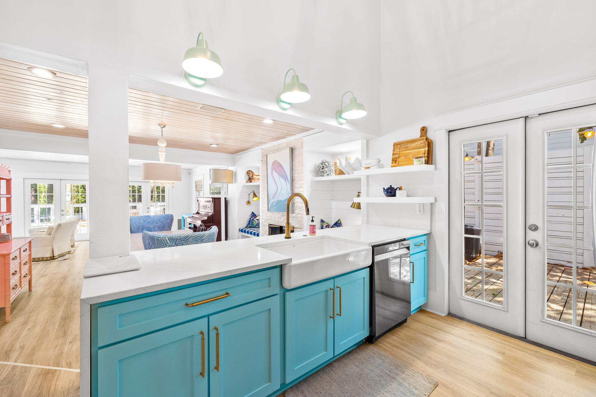 SEAGROVE SHORES 4TH ADD - Residential