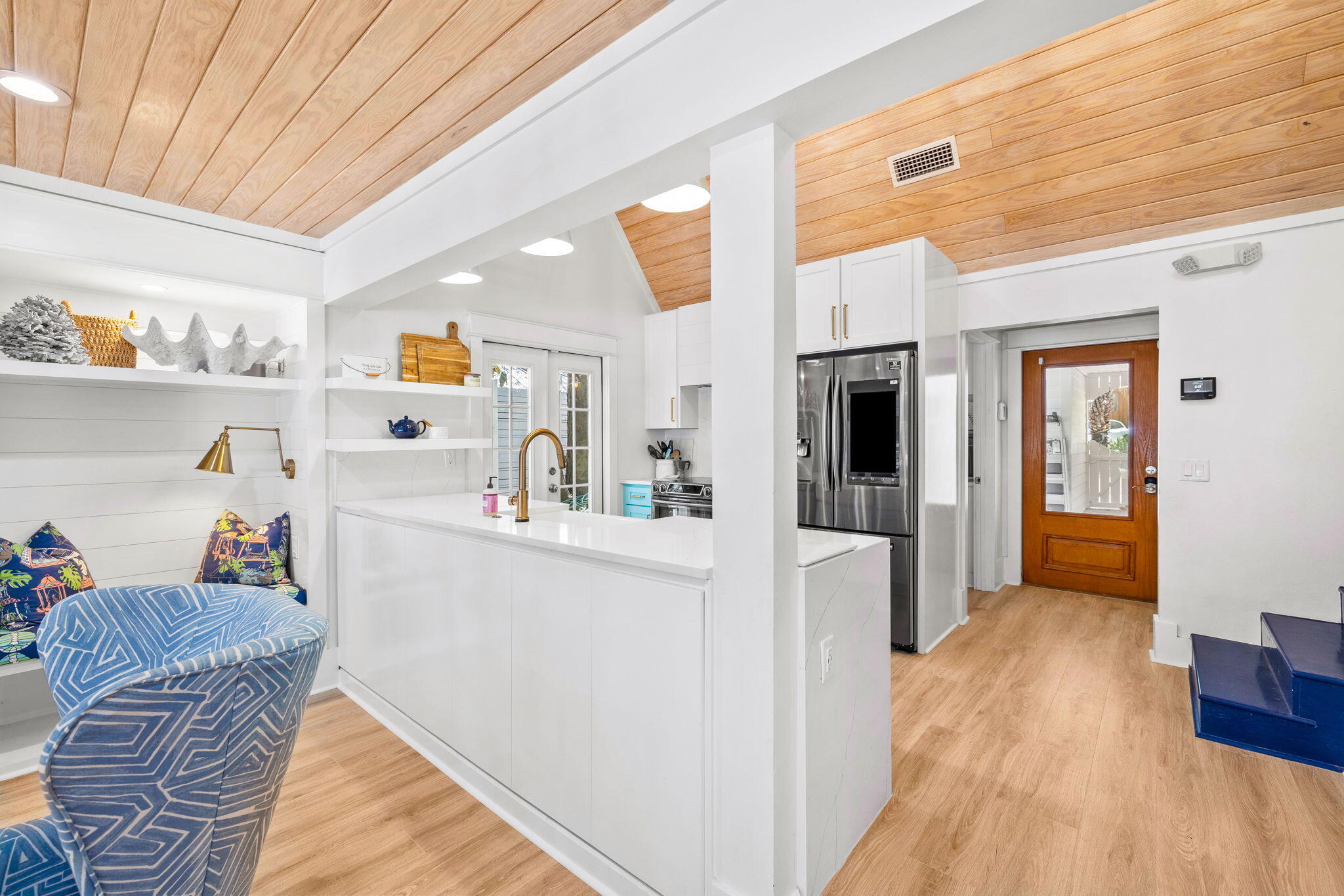 SEAGROVE SHORES 4TH ADD - Residential
