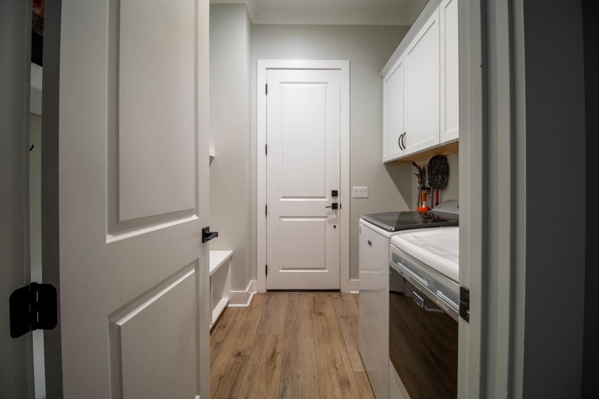 DEER MOSS CREEK - Residential Lease