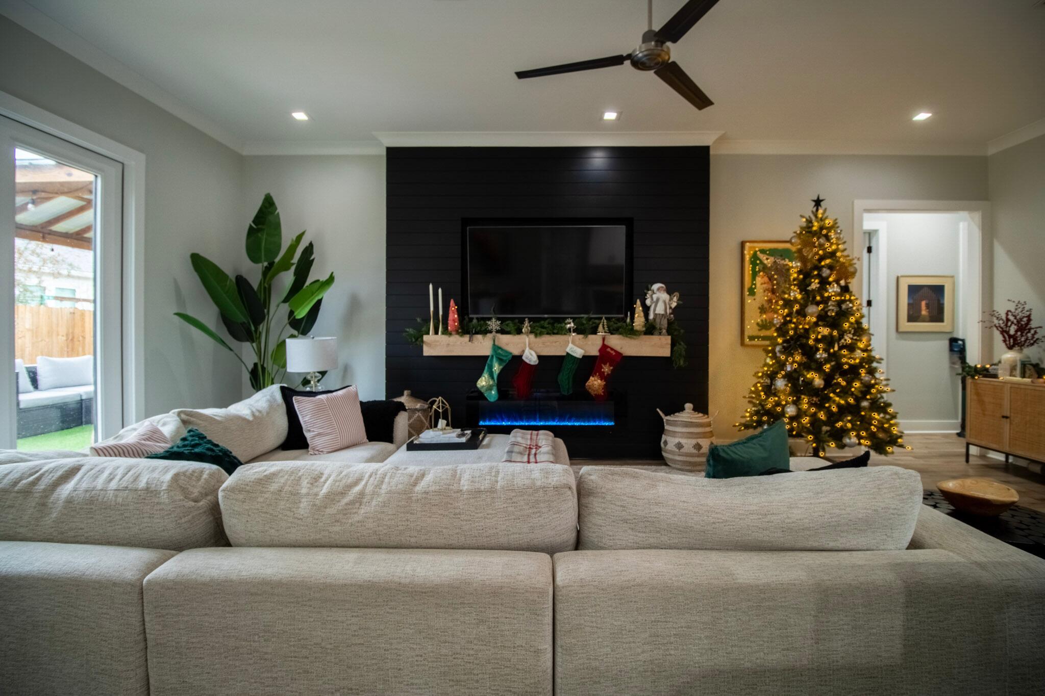 DEER MOSS CREEK - Residential Lease