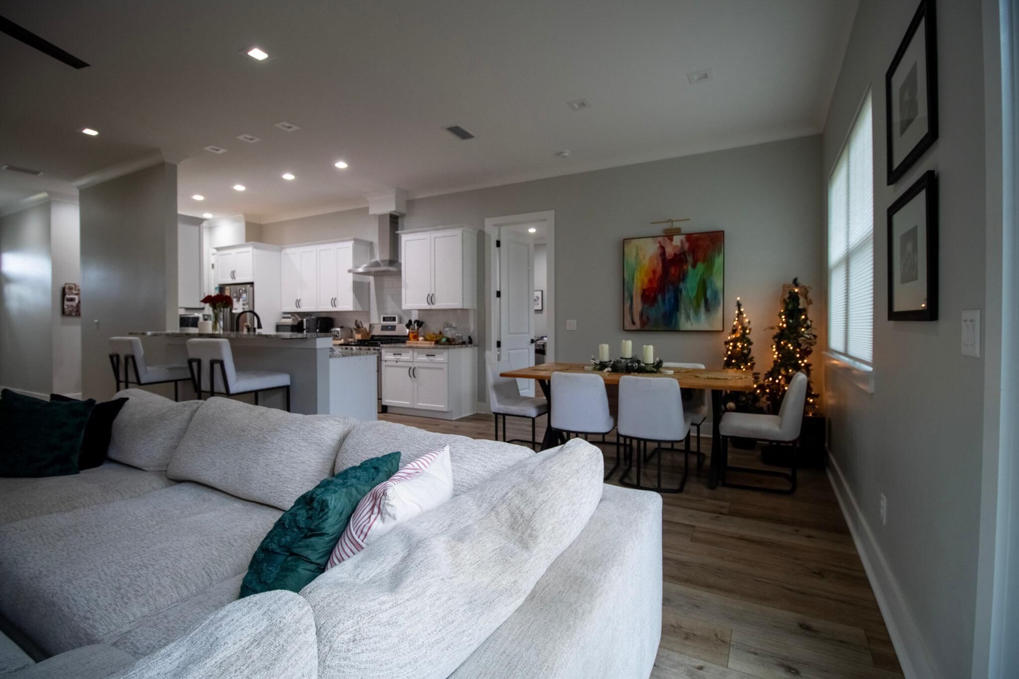 DEER MOSS CREEK - Residential Lease