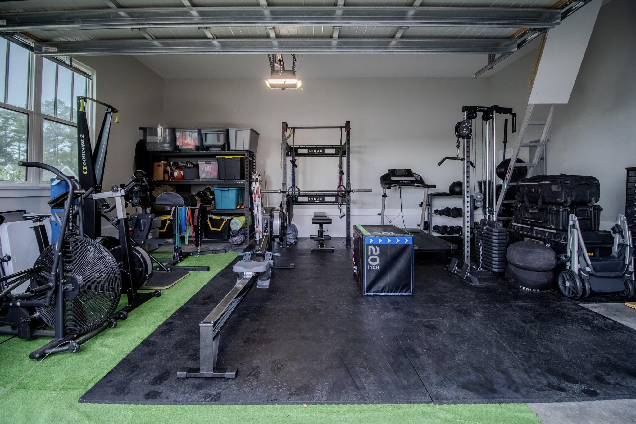 DEER MOSS CREEK - Residential Lease