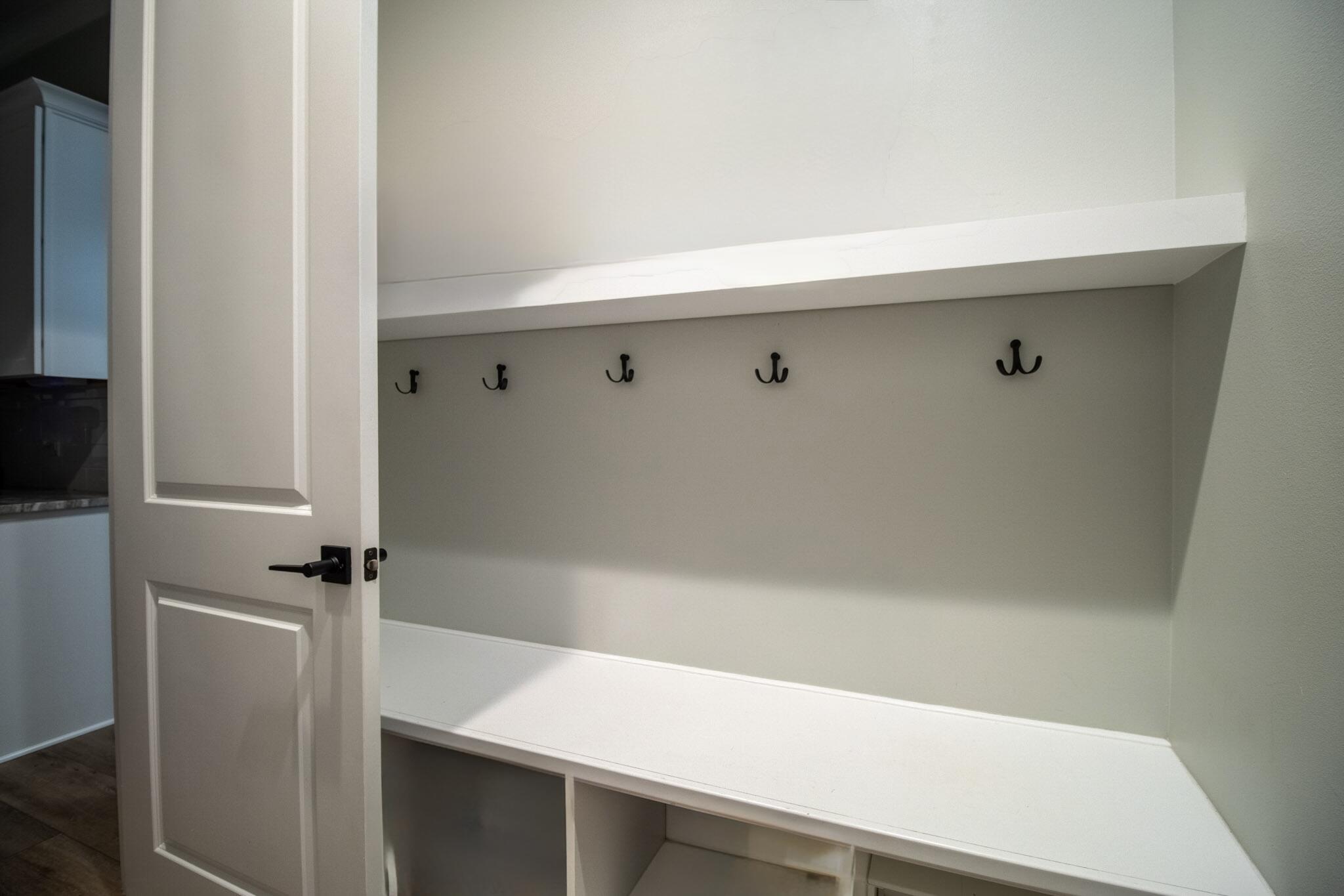 DEER MOSS CREEK - Residential Lease