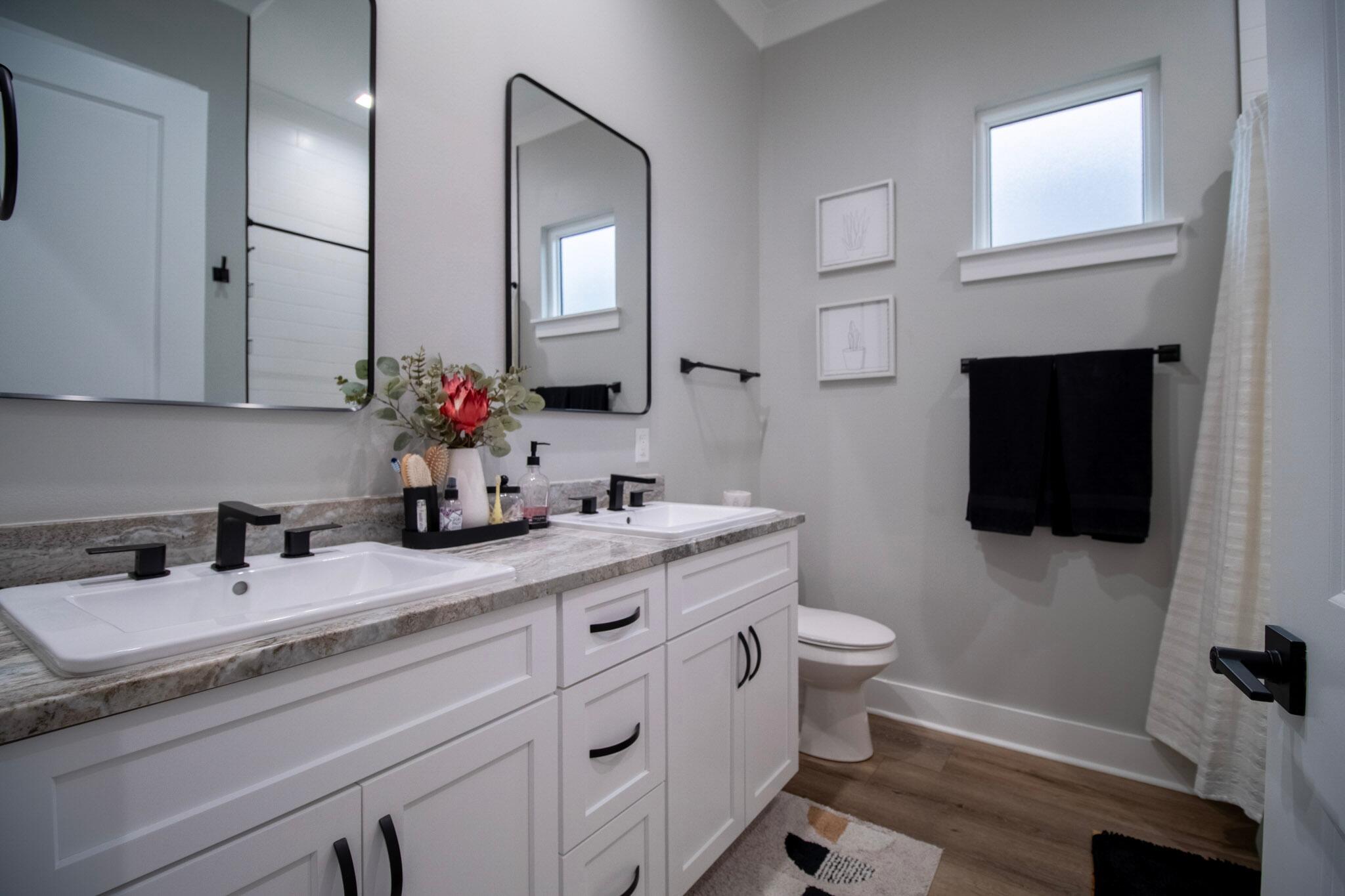 DEER MOSS CREEK - Residential Lease