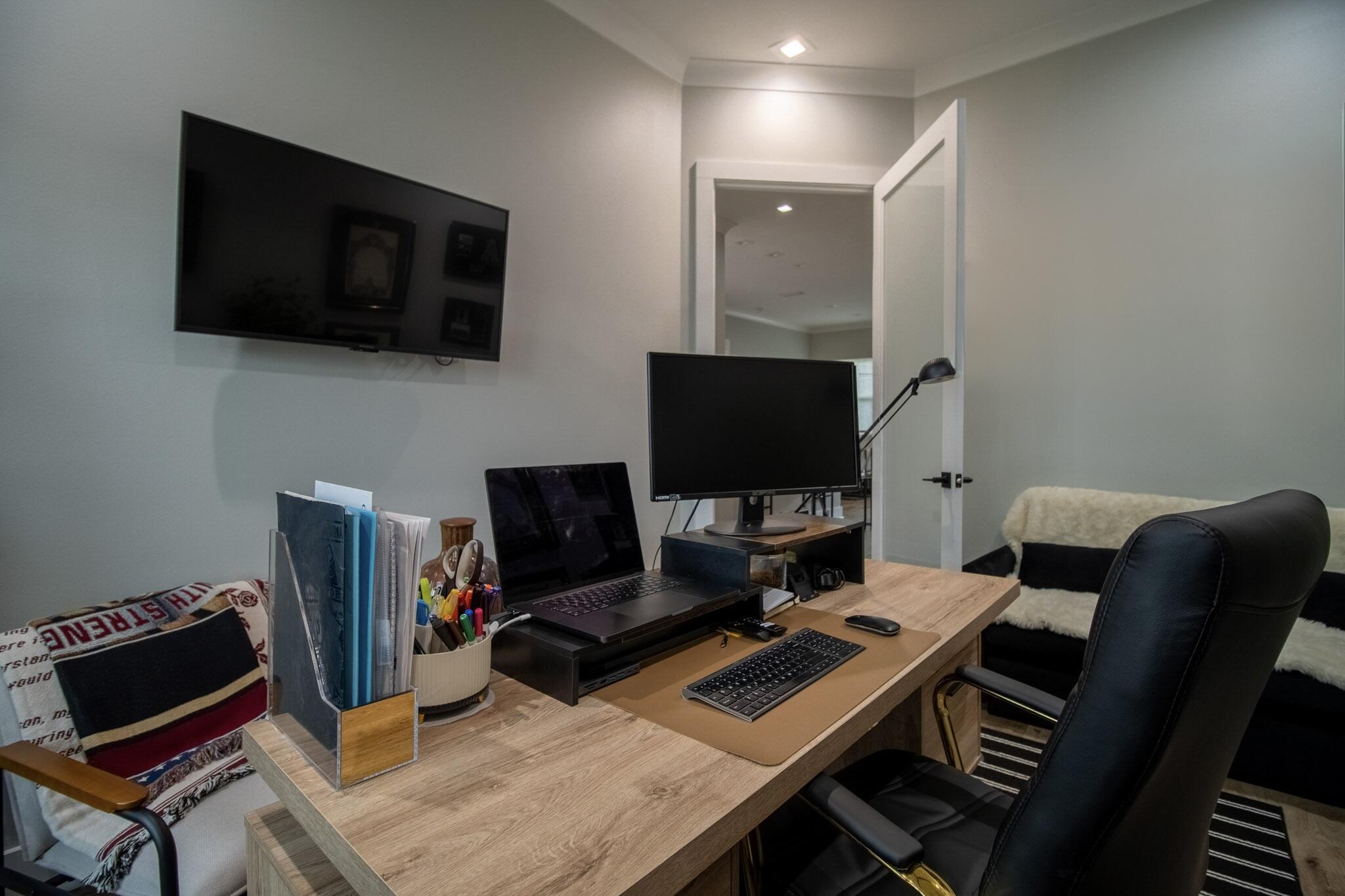 DEER MOSS CREEK - Residential Lease