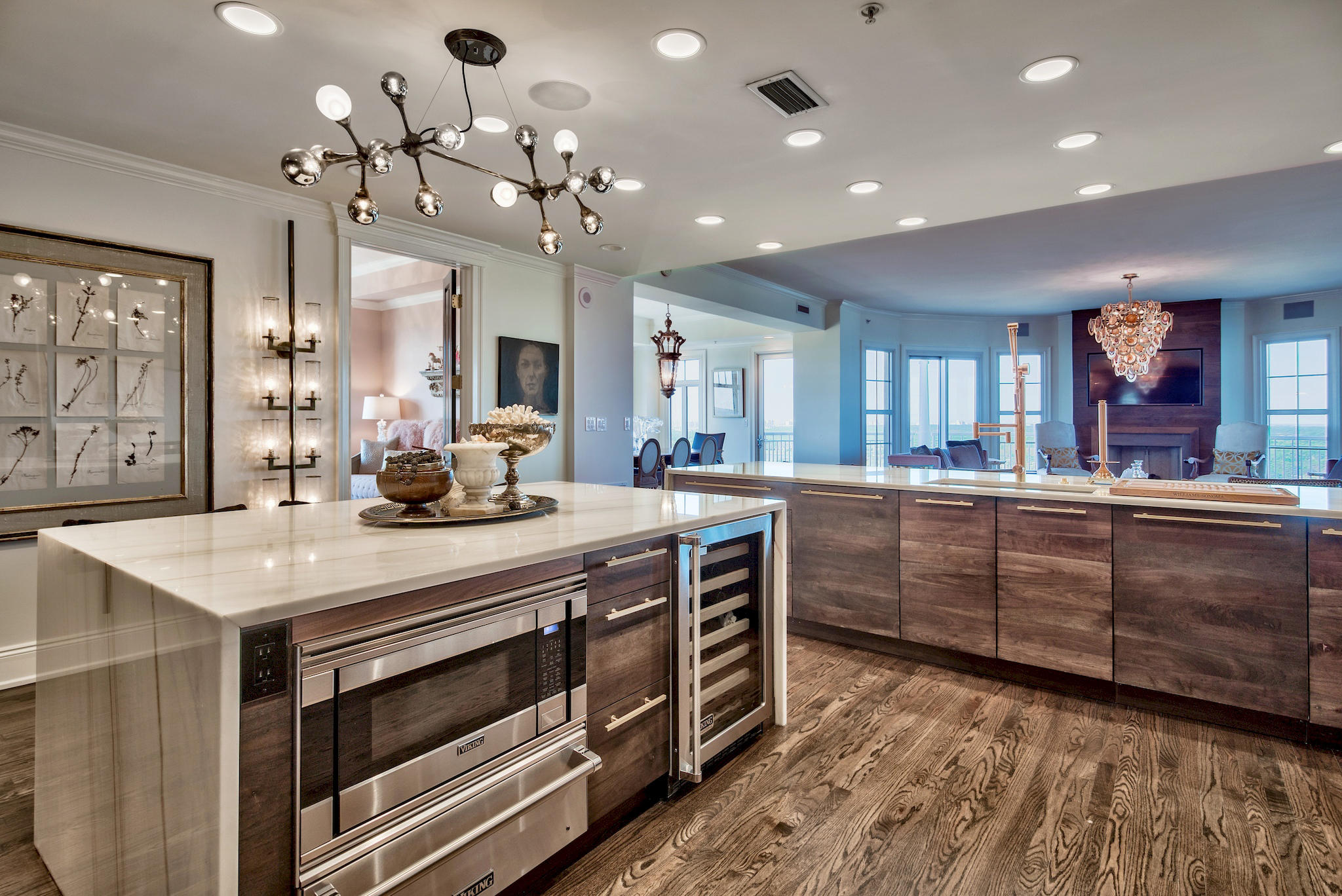 ONE WATER PLACE - Residential