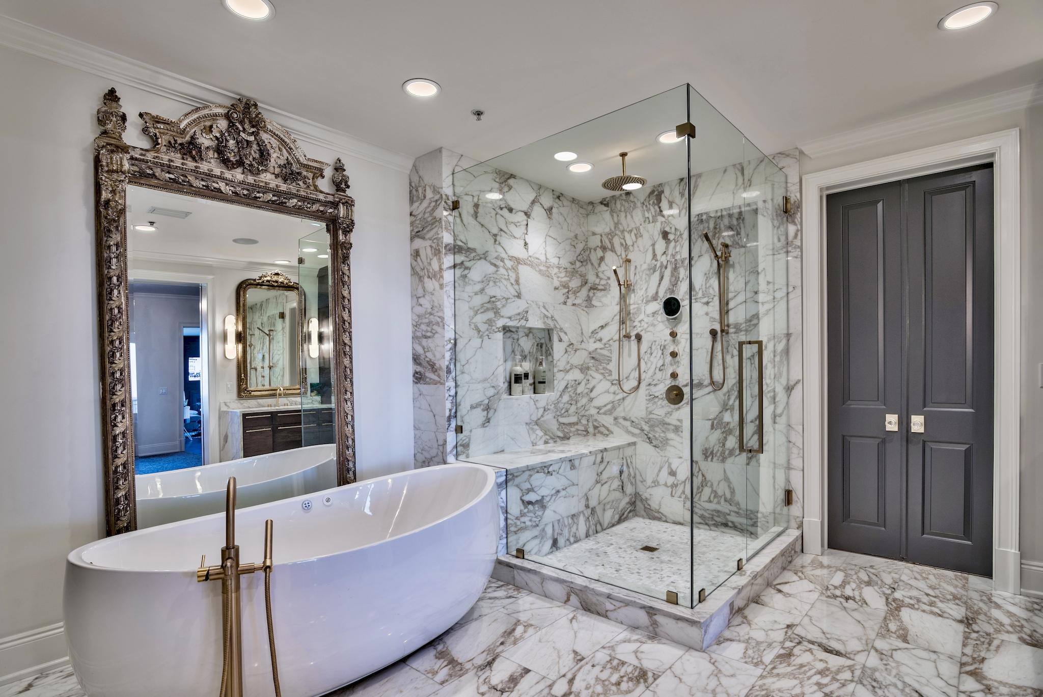 ONE WATER PLACE - Residential