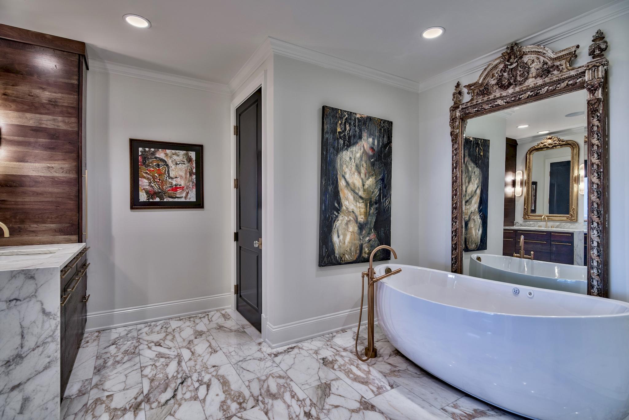 ONE WATER PLACE - Residential