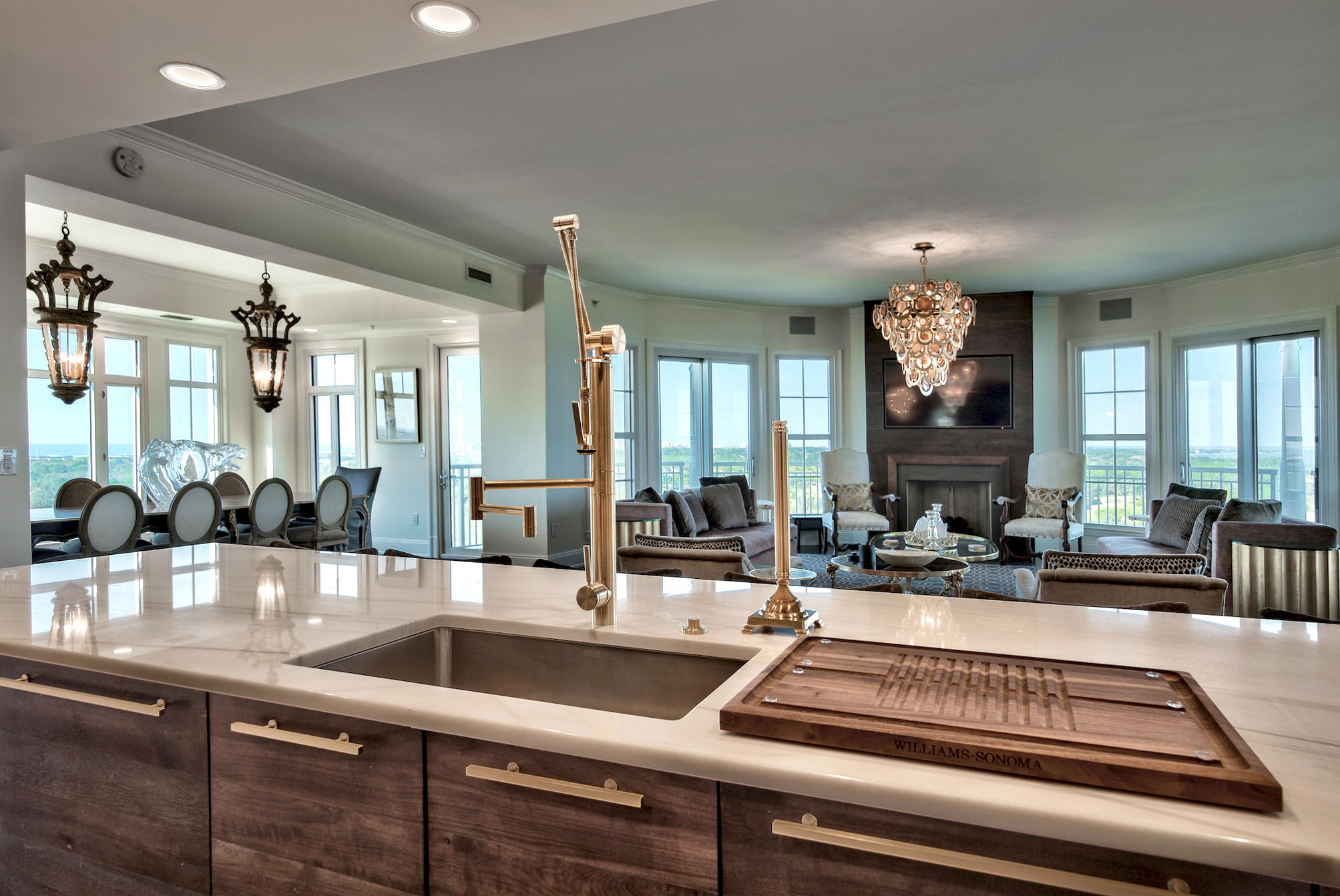 ONE WATER PLACE - Residential