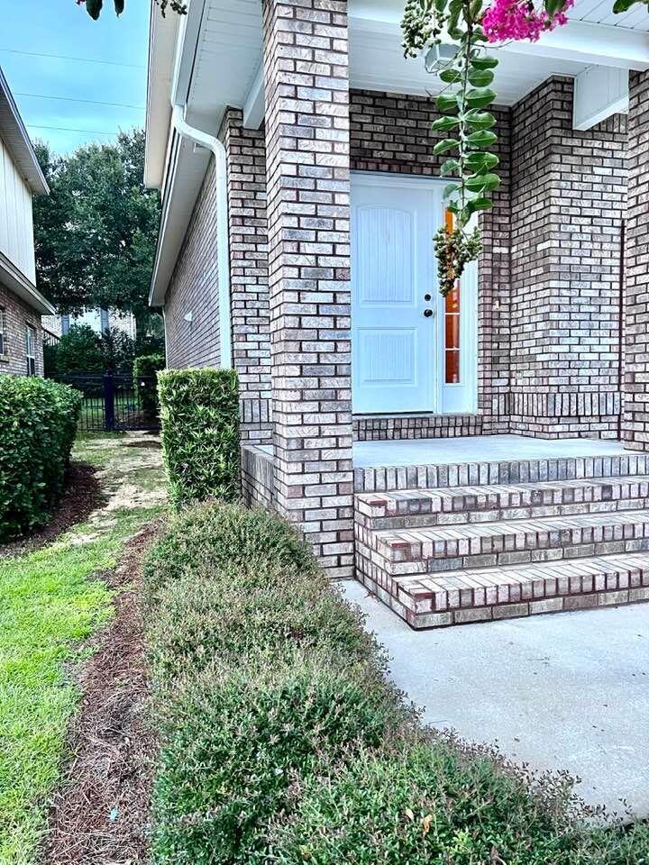 Traditions at Walton Oaks - Residential