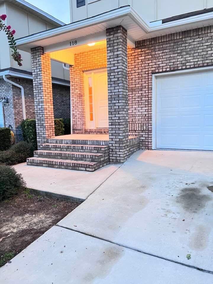 Traditions at Walton Oaks - Residential