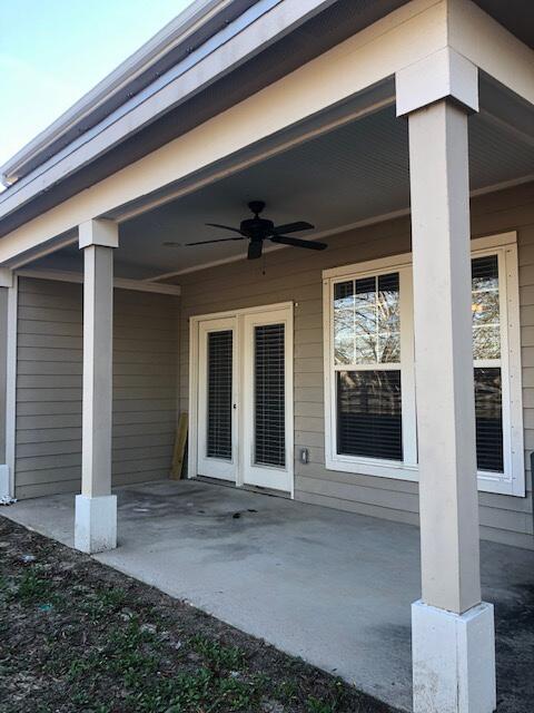 VERANDAS OF FREEPORT, THE - Residential Lease