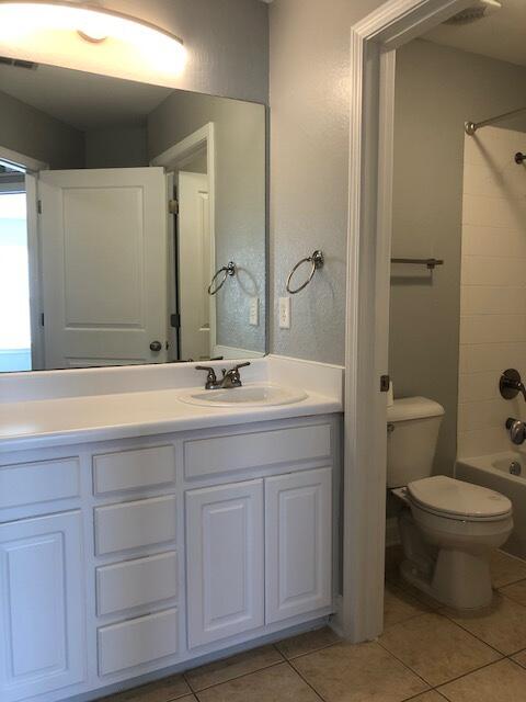 VERANDAS OF FREEPORT, THE - Residential Lease