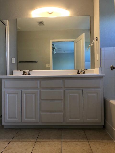 VERANDAS OF FREEPORT, THE - Residential Lease