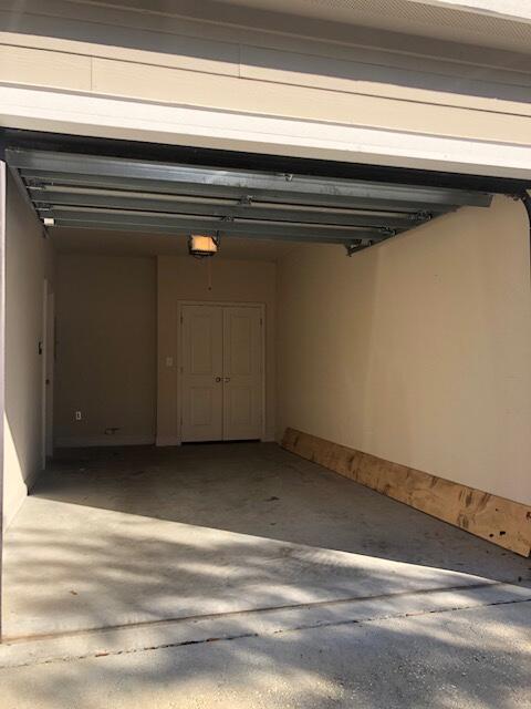 VERANDAS OF FREEPORT, THE - Residential Lease