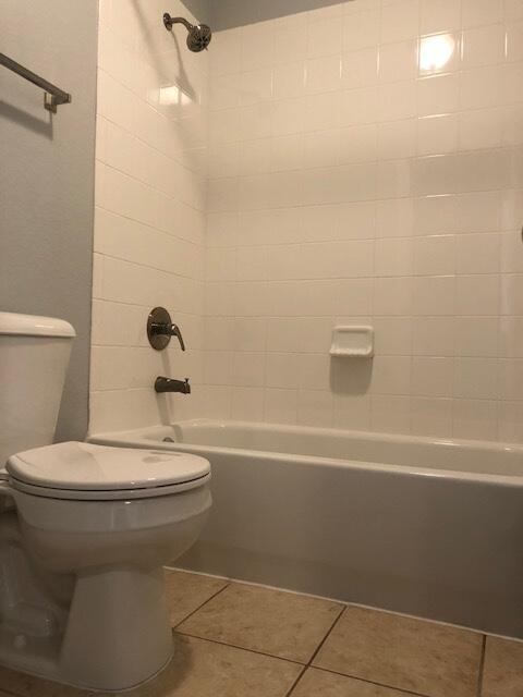 VERANDAS OF FREEPORT, THE - Residential Lease