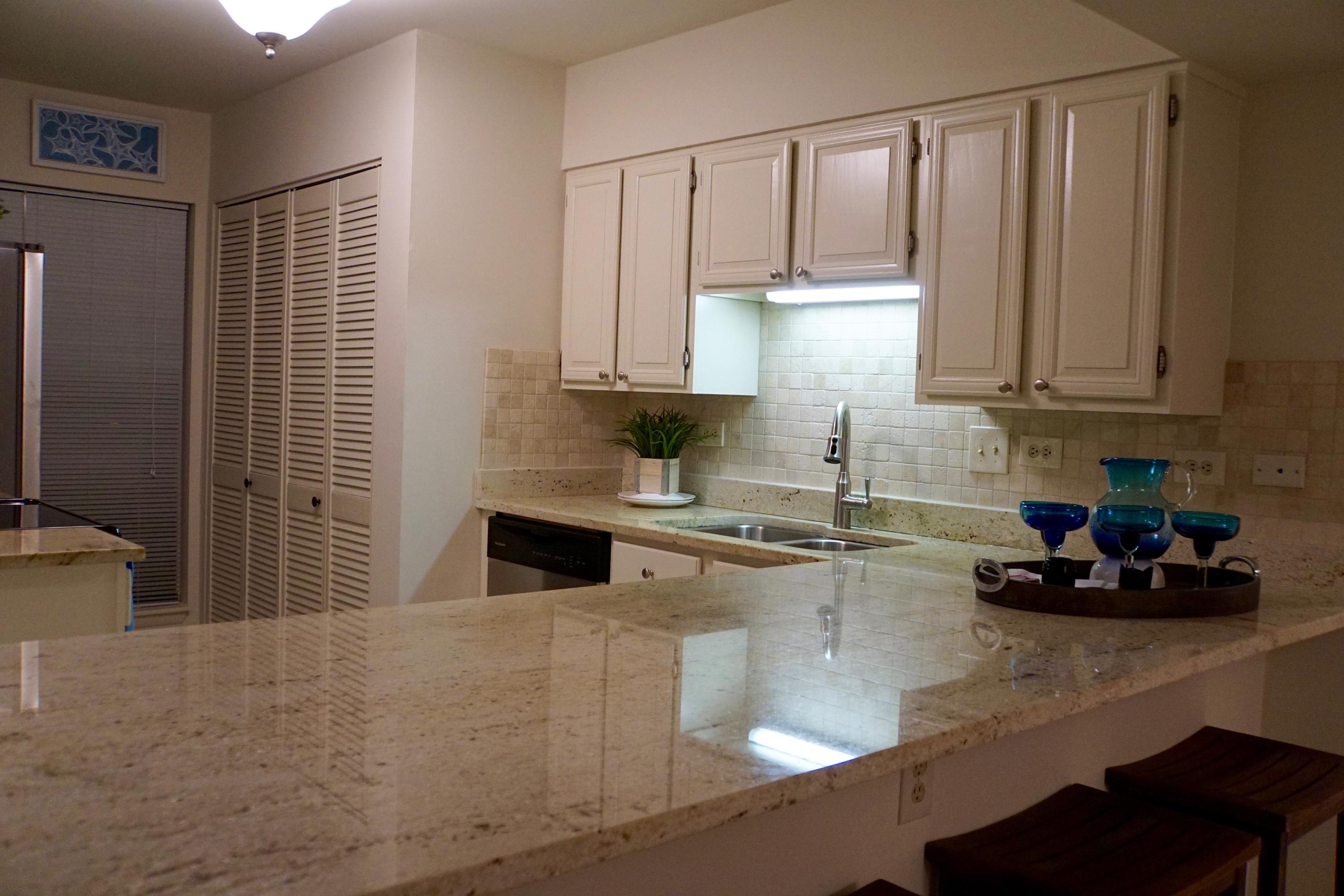 MAINSAIL CONDO PH 3 - Residential