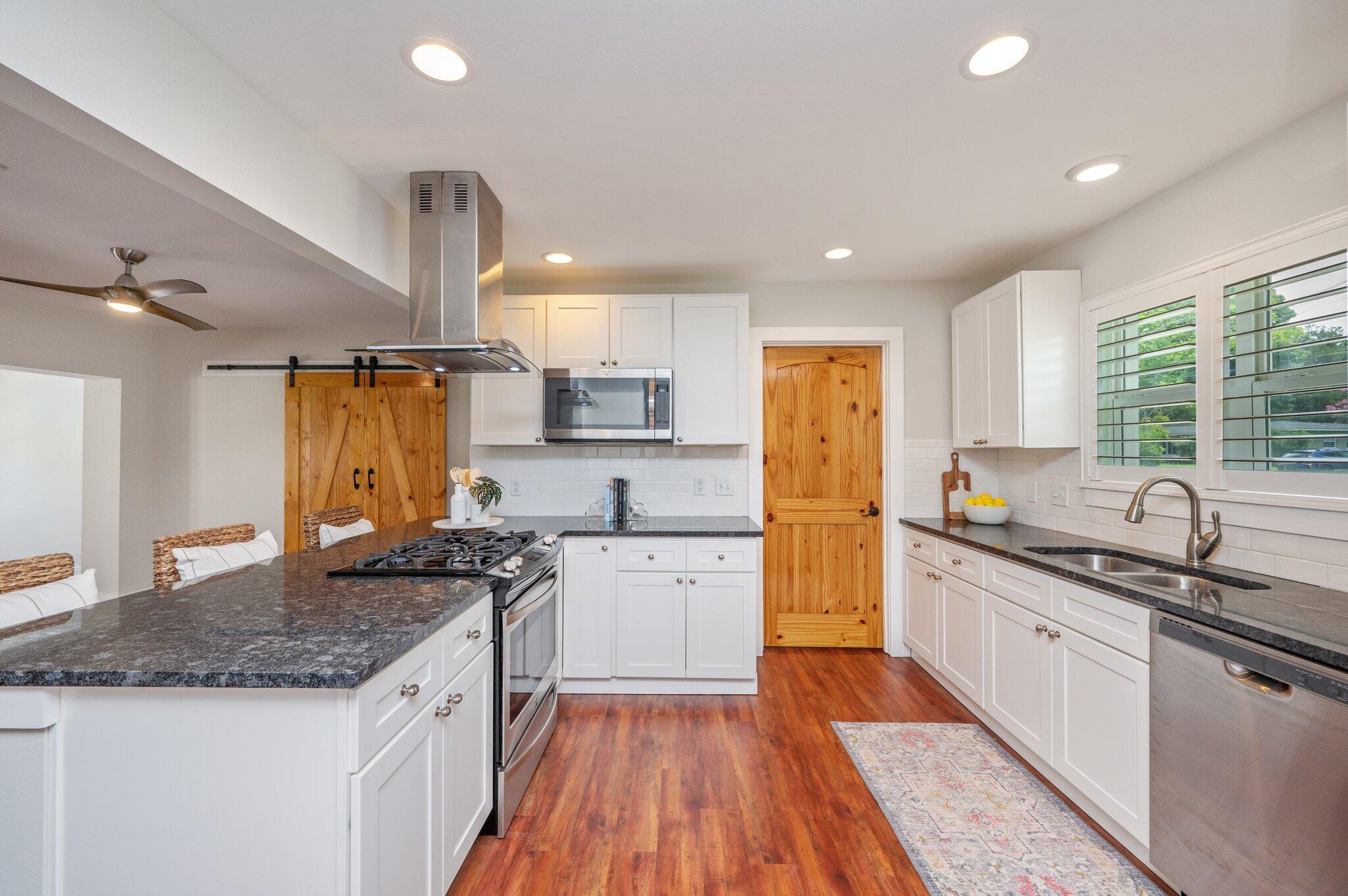 Villa Rush Park - Residential