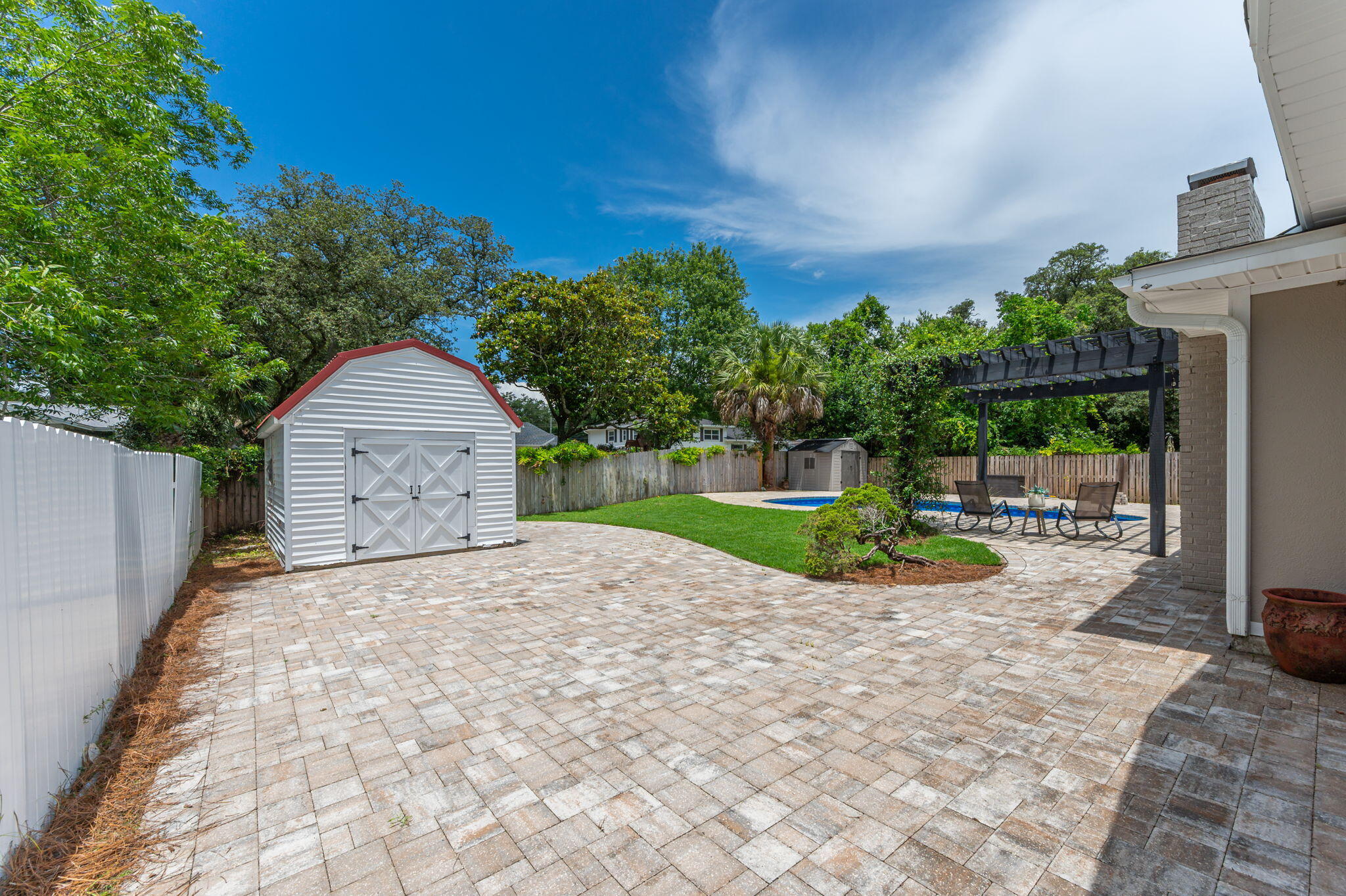 Villa Rush Park - Residential