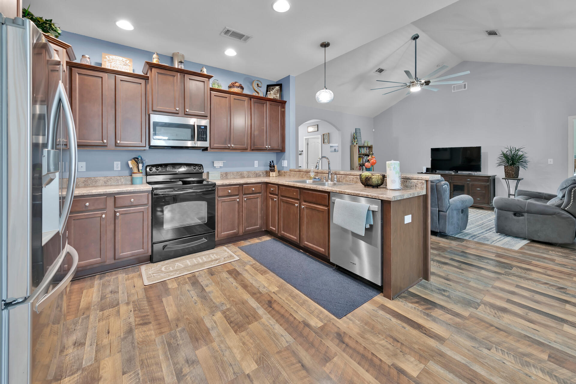 ROLLING RIDGE S/D - Residential