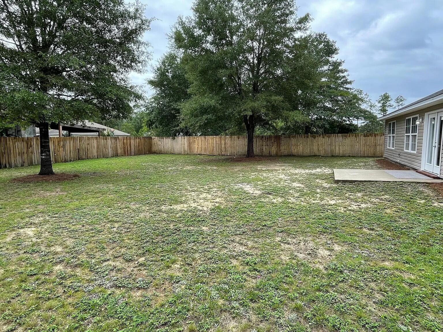 TRIPLE LAKES ESTATES LOT 24 BLK 2 - Residential Lease