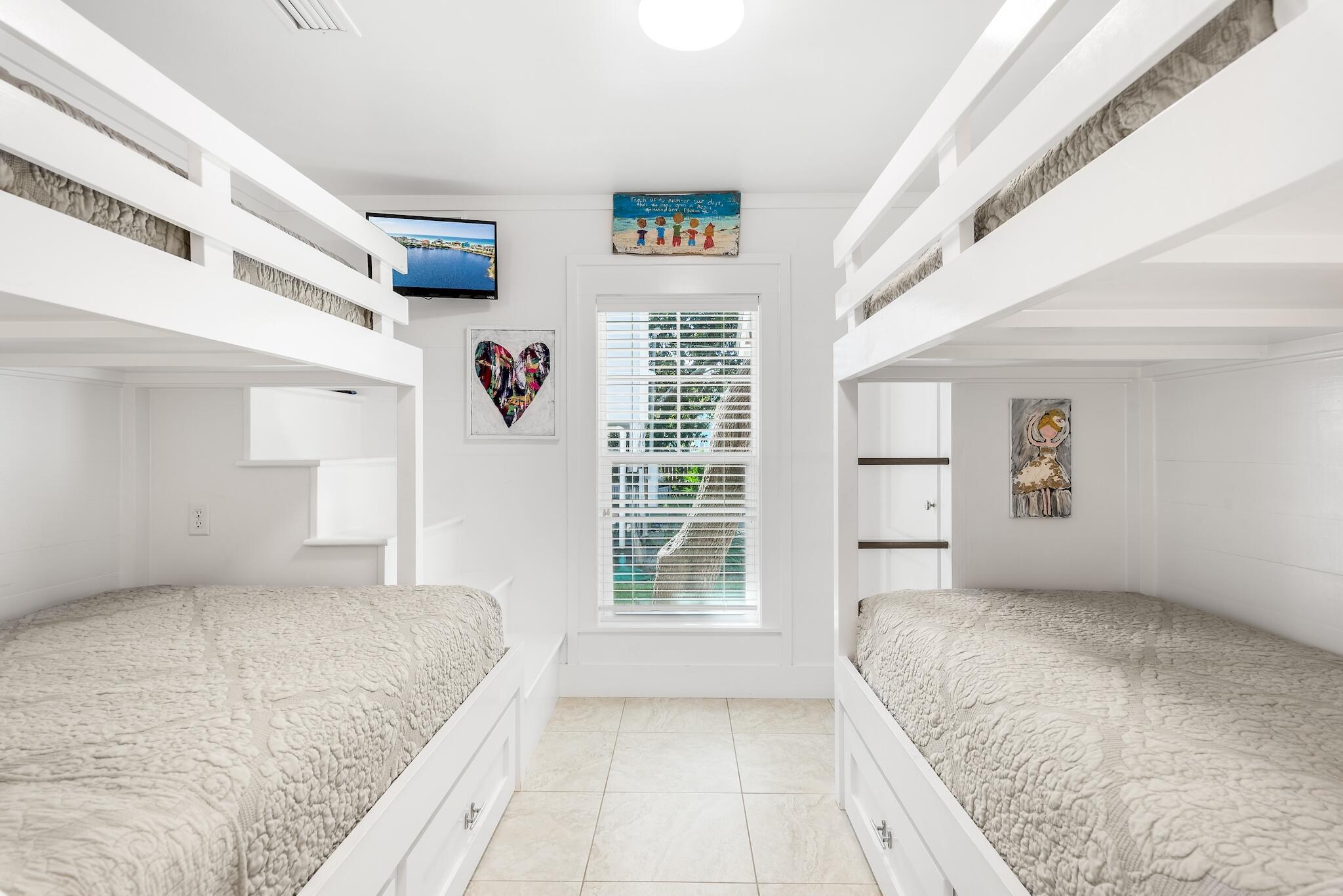 EASTERN LAKE S/D - Residential Lease