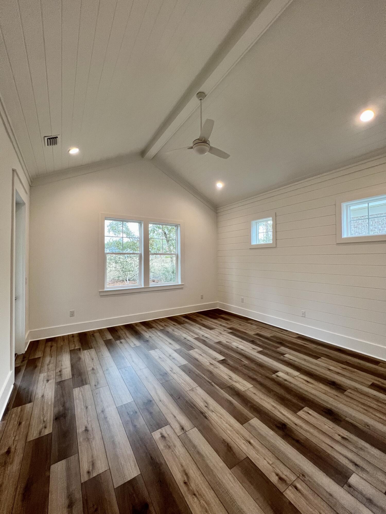 Deer Moss Creek - Residential