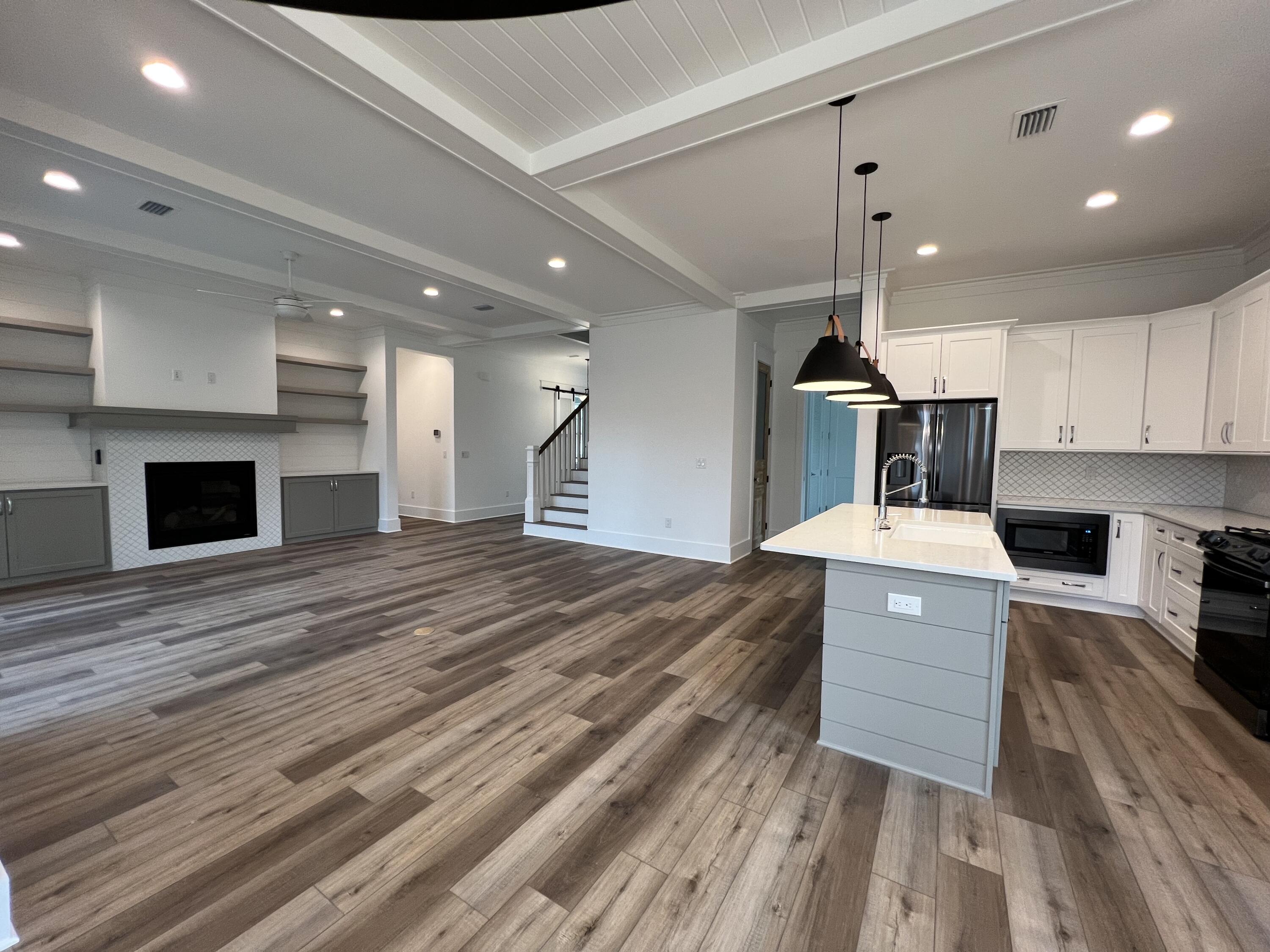 Deer Moss Creek - Residential