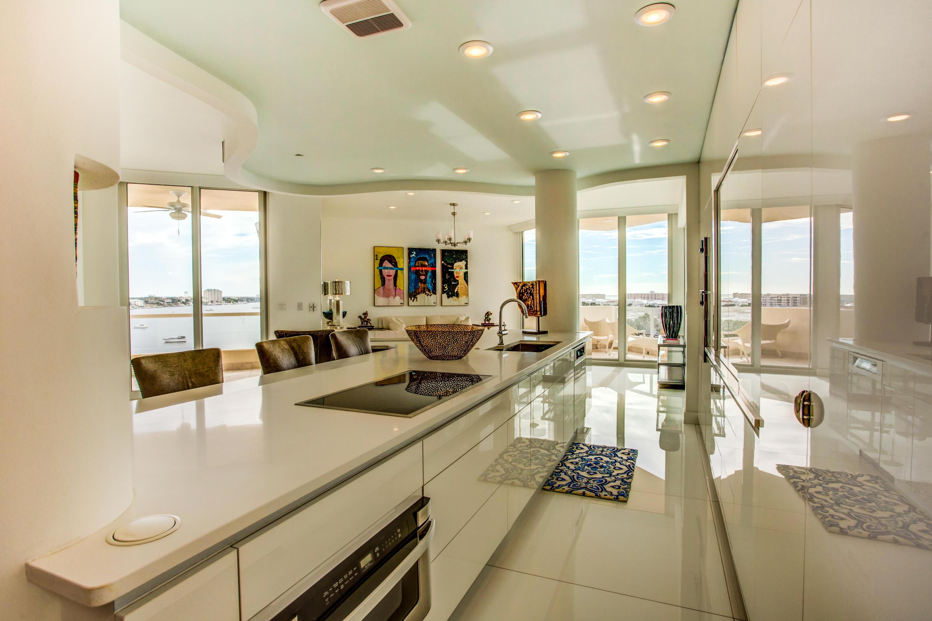 EAST PASS TOWERS CONDO PH 2 - Residential