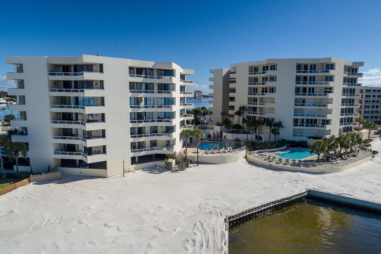 EAST PASS TOWERS CONDO PH 2 - Residential