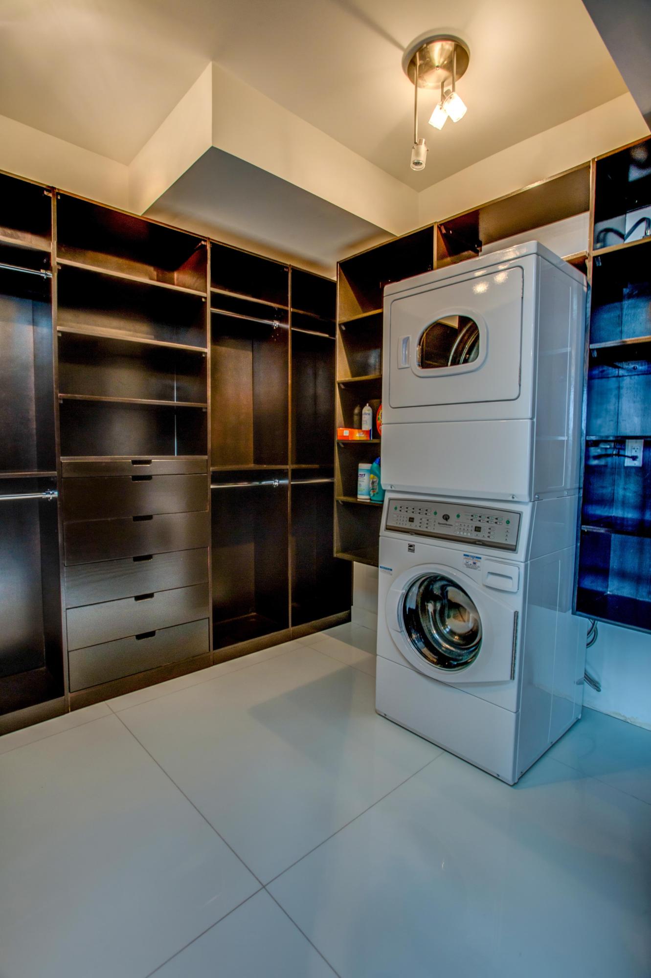 EAST PASS TOWERS CONDO PH 2 - Residential