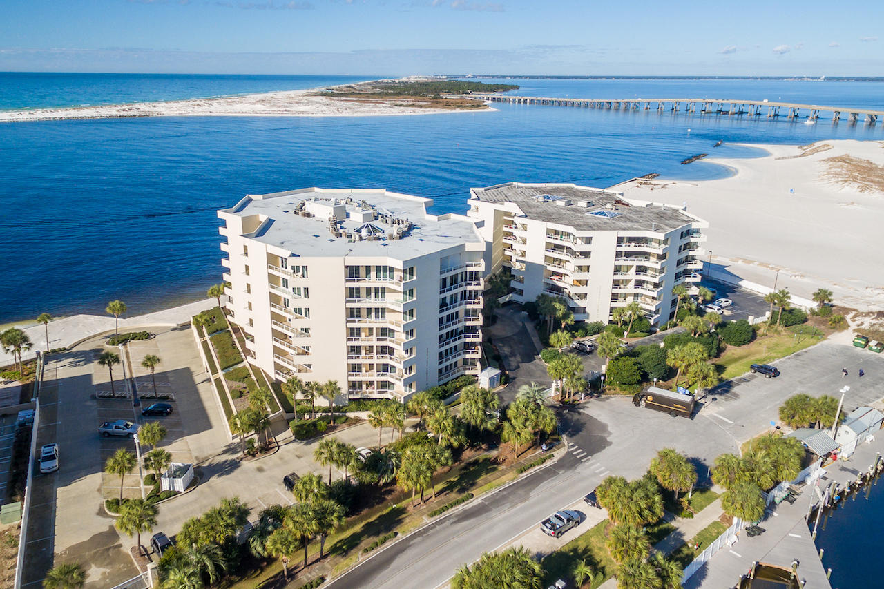 EAST PASS TOWERS CONDO PH 2 - Residential