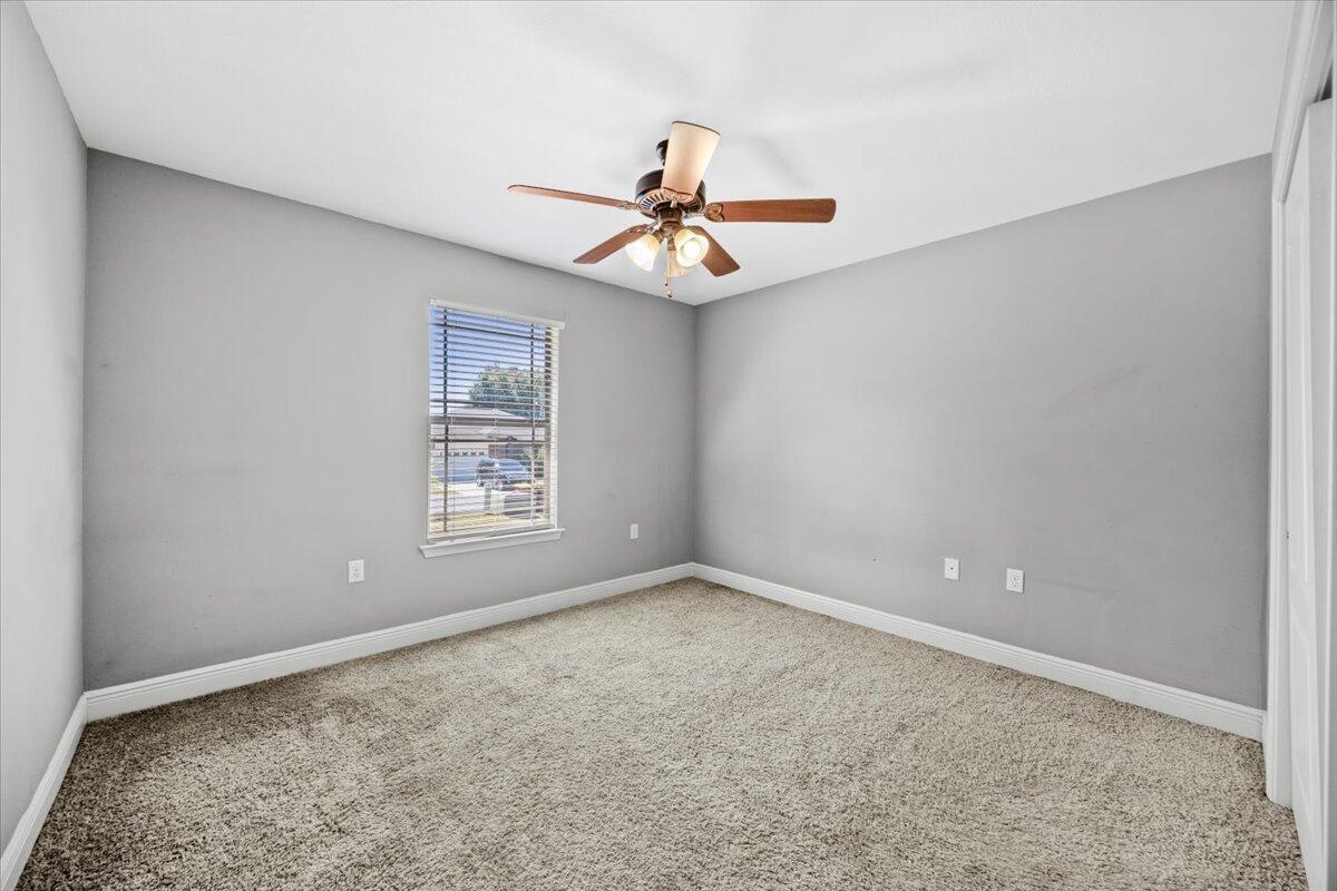 TRAILWOOD ESTATES LOT 21 BLK C - Residential