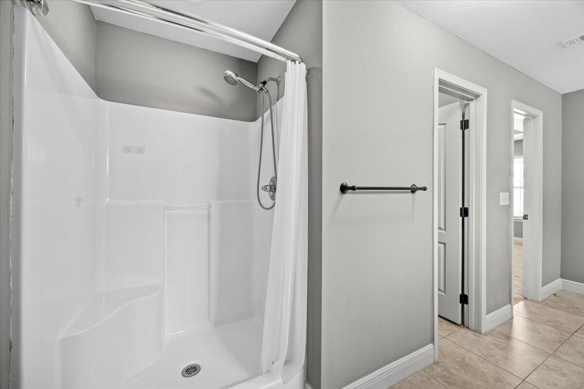 TRAILWOOD ESTATES LOT 21 BLK C - Residential