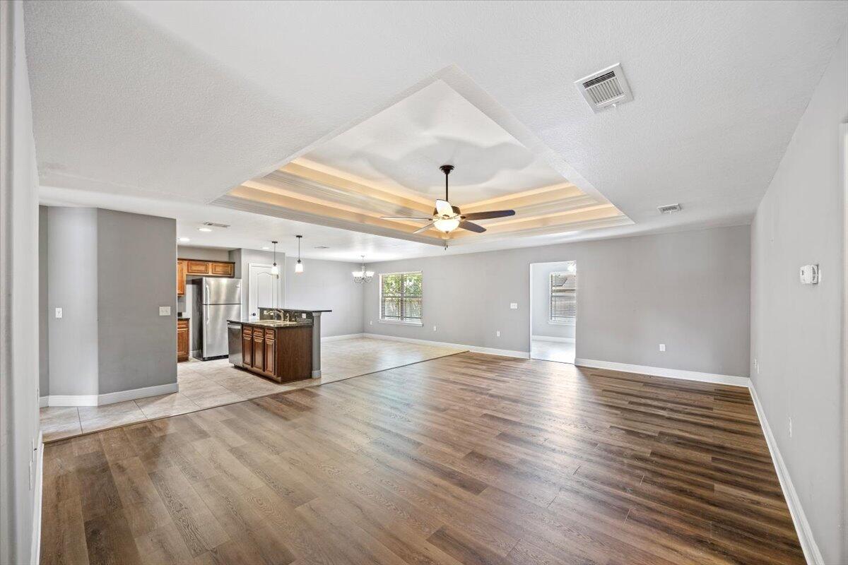 TRAILWOOD ESTATES LOT 21 BLK C - Residential