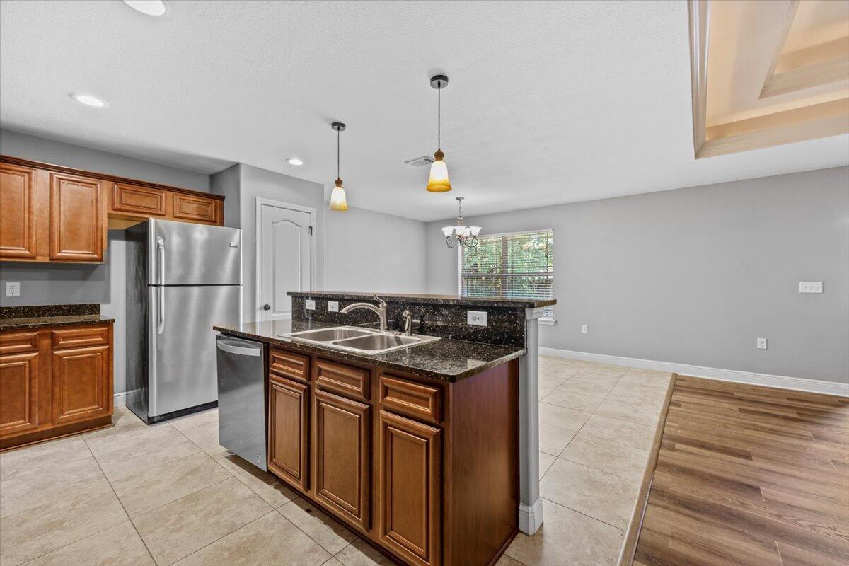 TRAILWOOD ESTATES LOT 21 BLK C - Residential