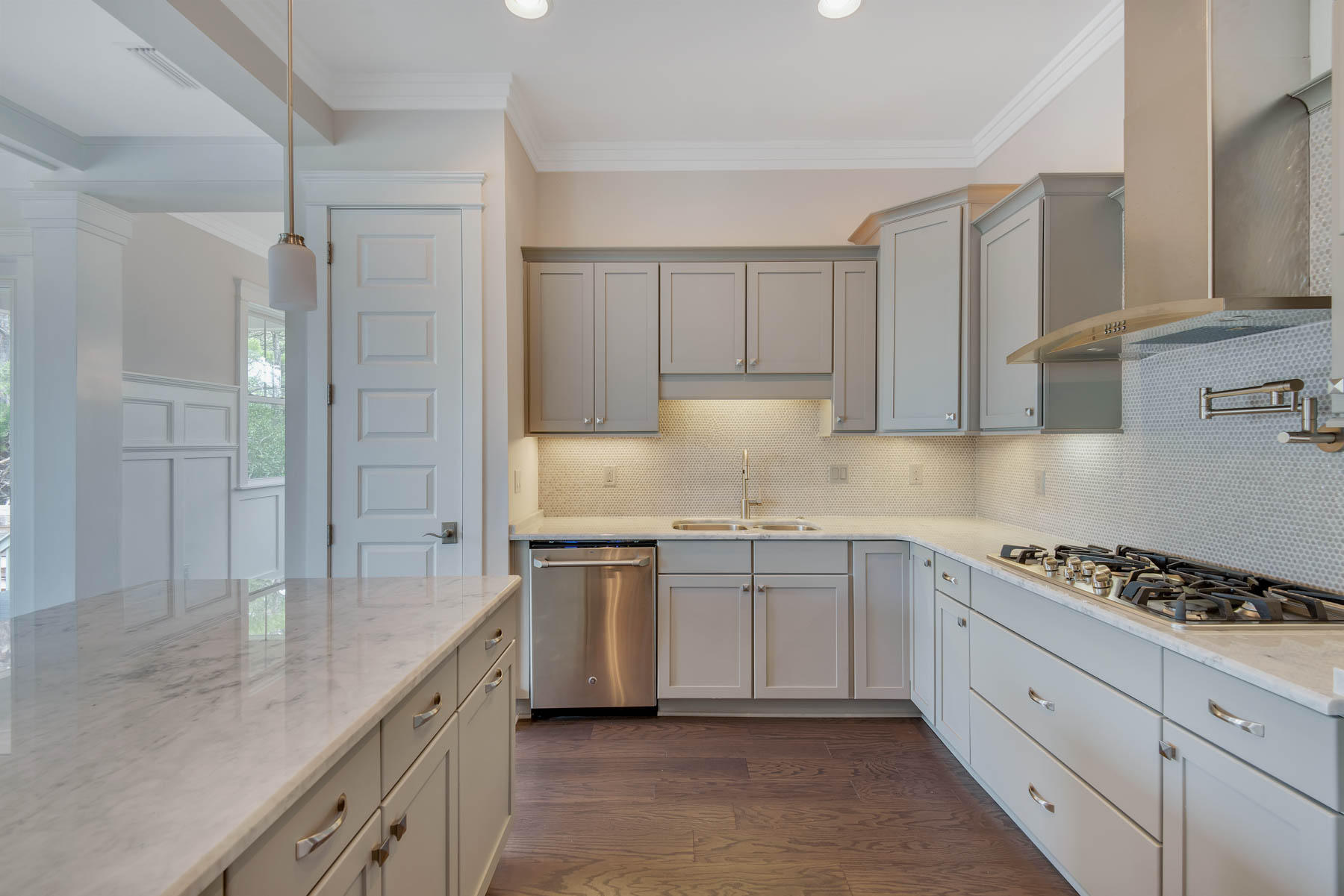 HIGHLAND PARKS - Residential