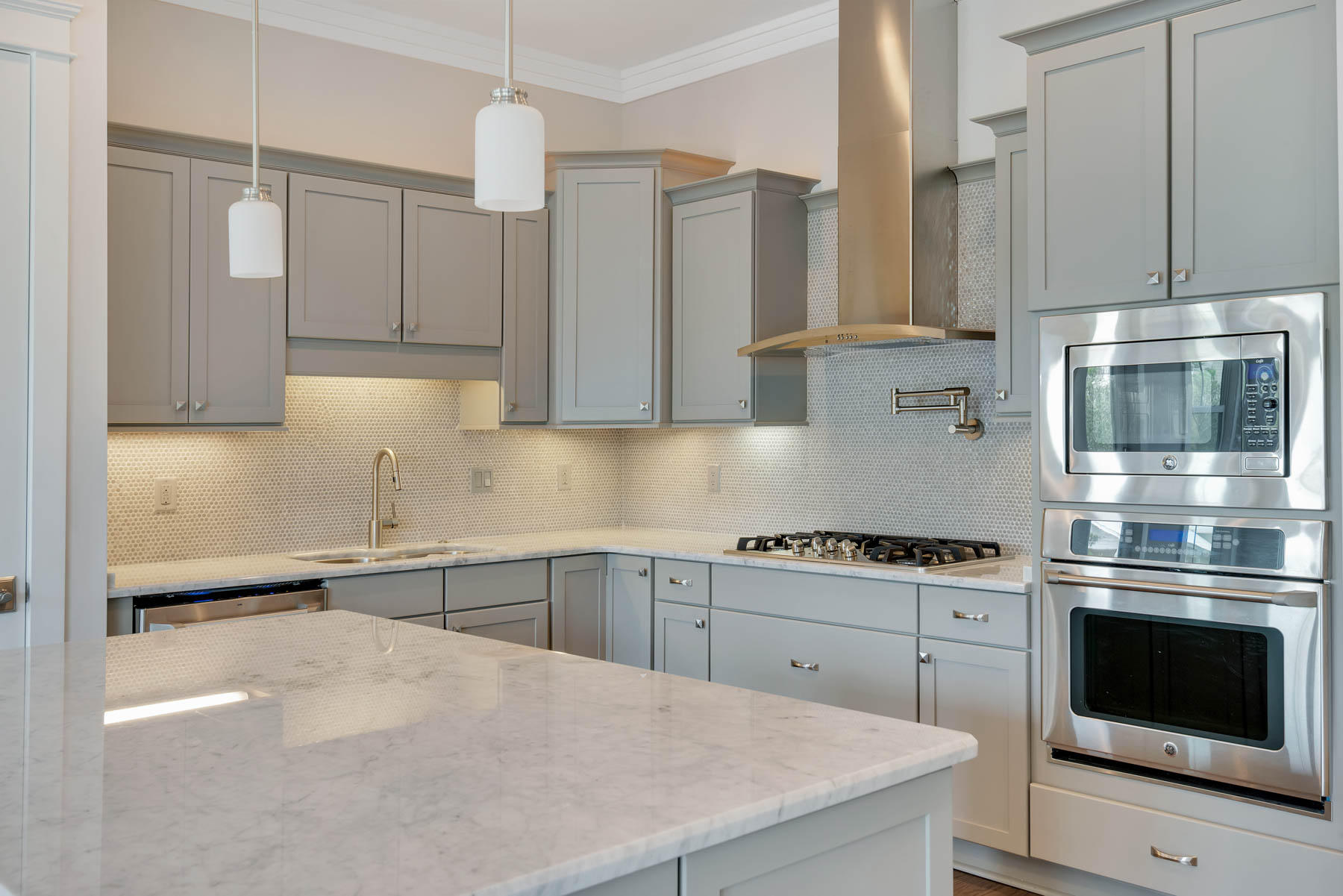 HIGHLAND PARKS - Residential