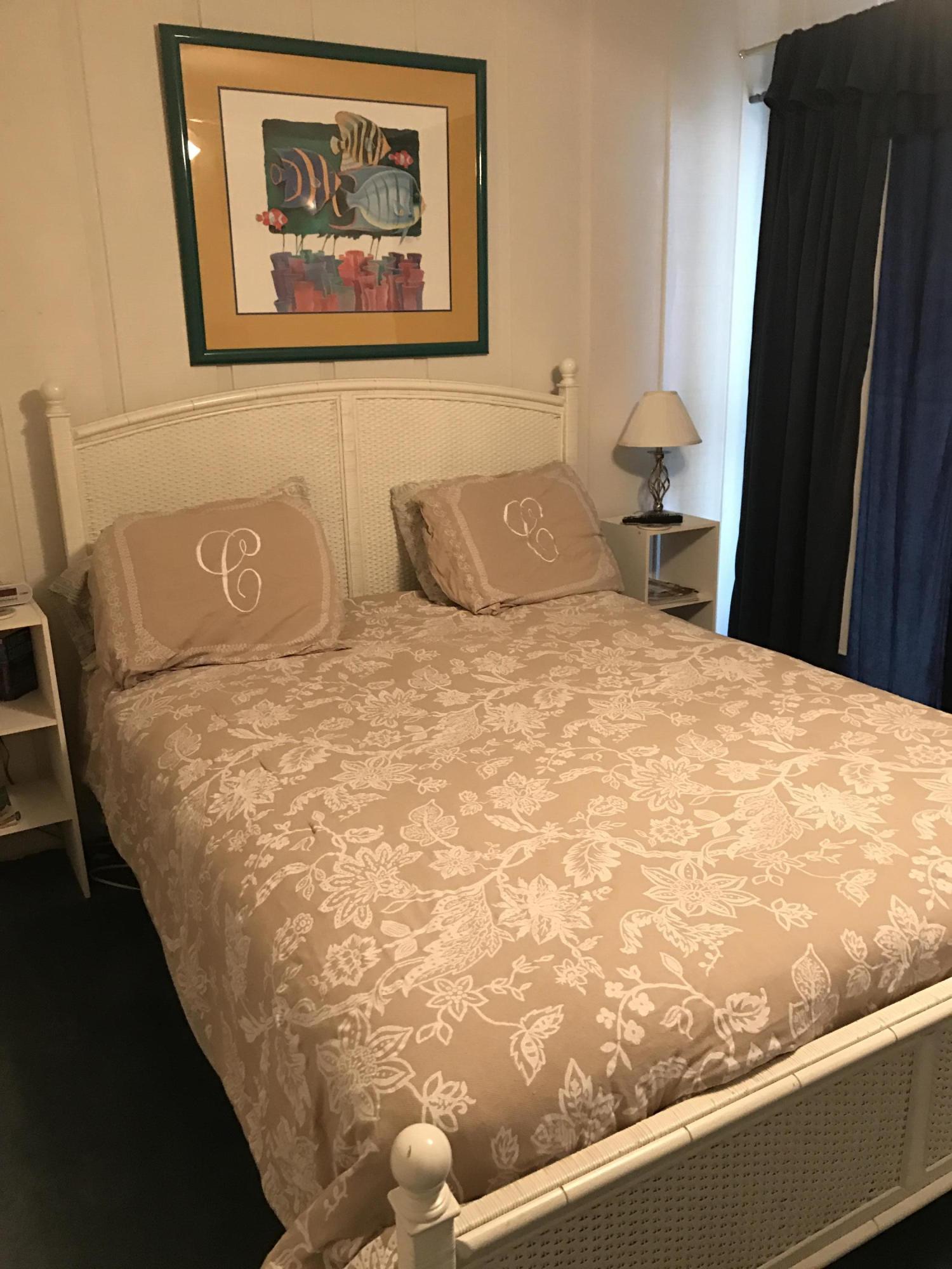 BEACHSIDE TOWNHOMES PHASE I - Residential