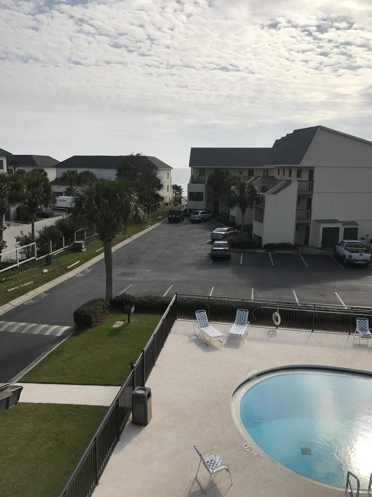 BEACHSIDE TOWNHOMES PHASE I - Residential