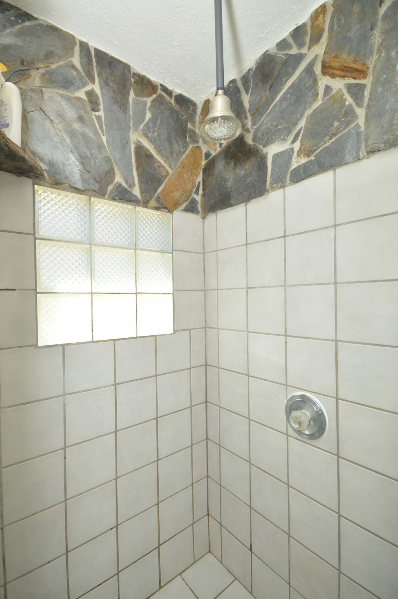 NORTH SUPERGROUP (221000.00) - Residential