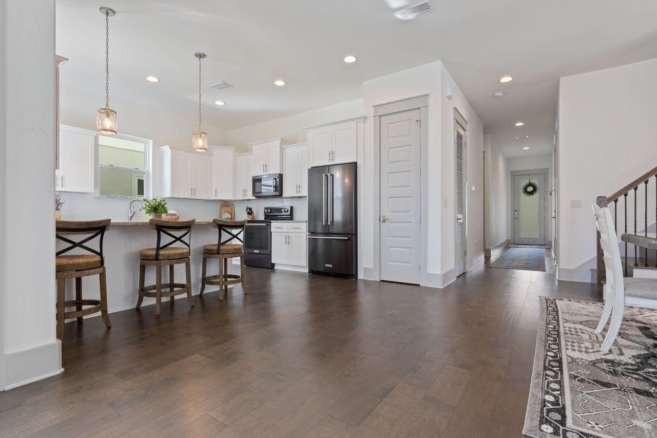 FRANGISTA BEACH 2ND ADDN - Residential