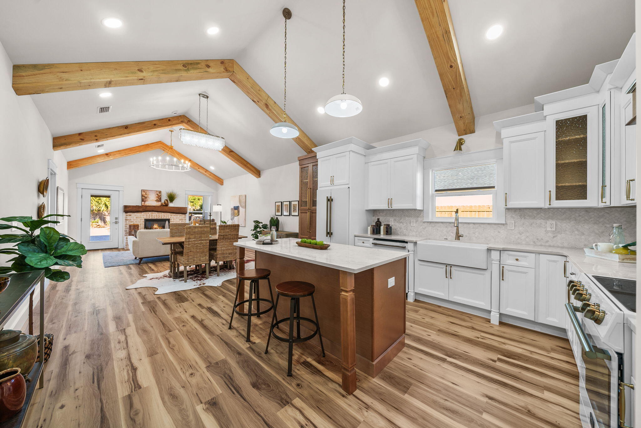 SOUTHPORT - Residential