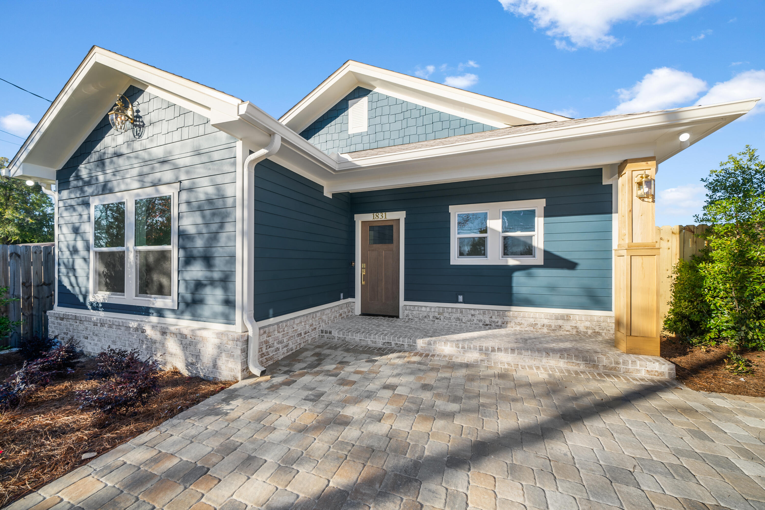 SOUTHPORT - Residential