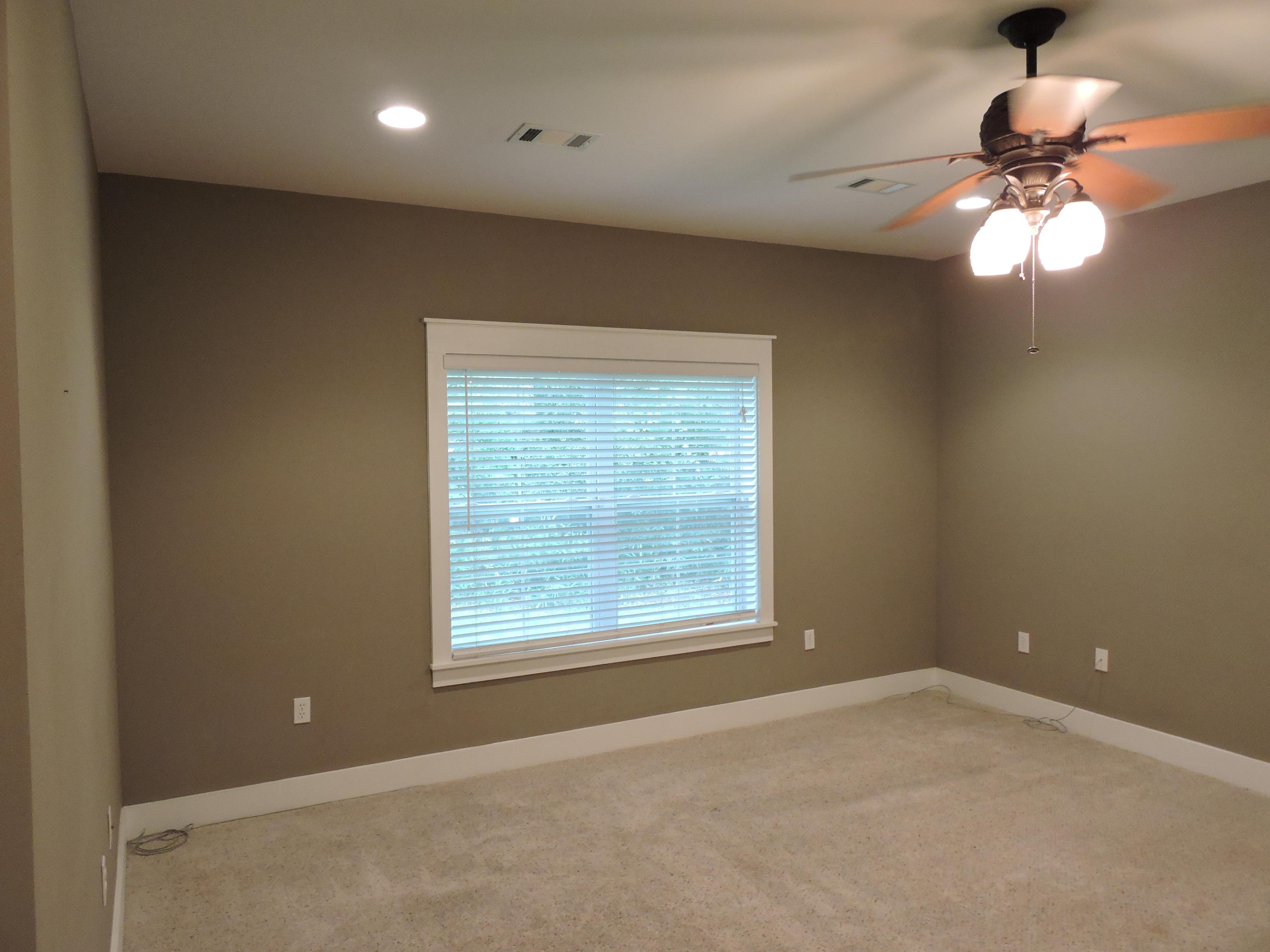 FOXWOOD ESTATES 1 - Residential Lease