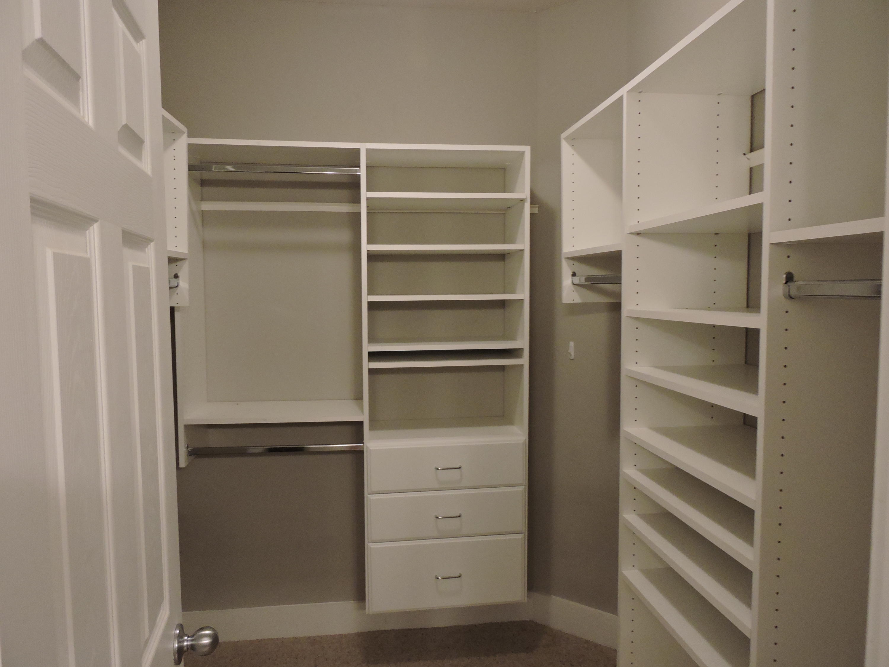 FOXWOOD ESTATES 1 - Residential Lease