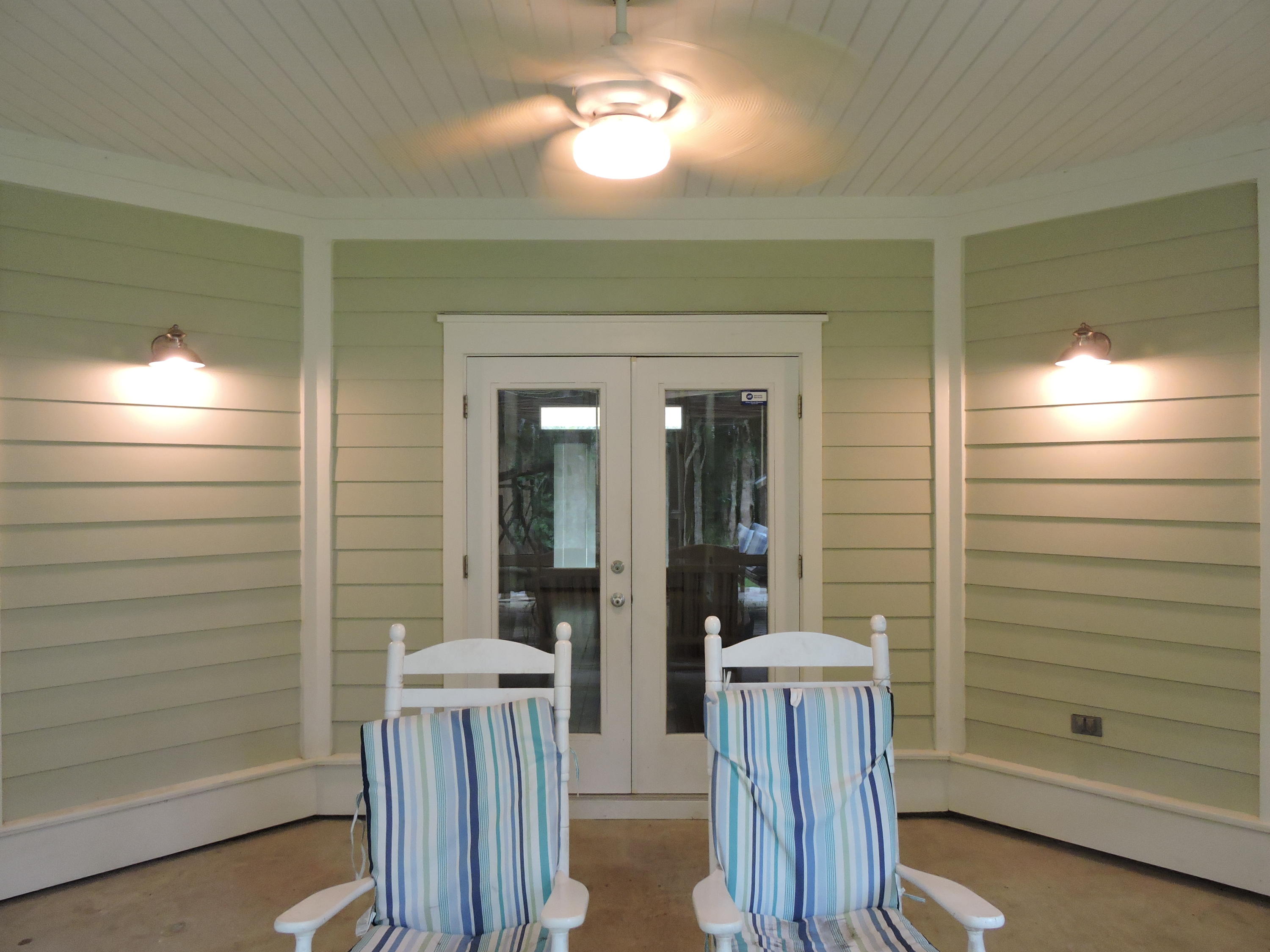 FOXWOOD ESTATES 1 - Residential Lease